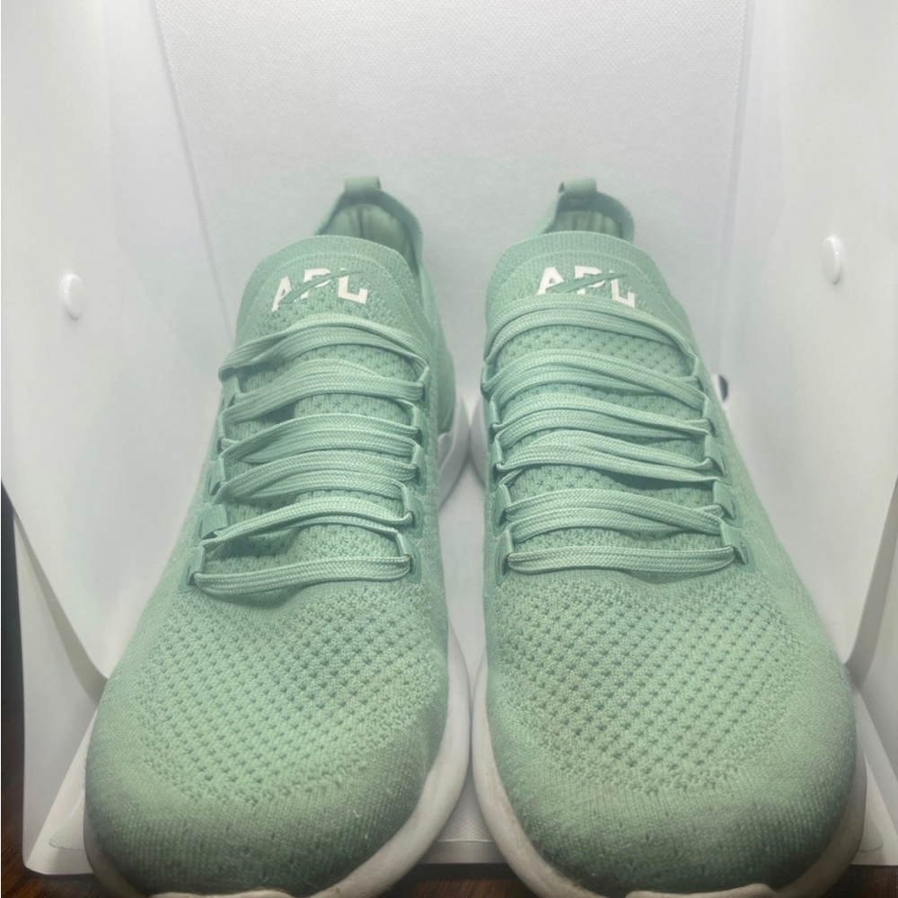 APL Techloom Breeze